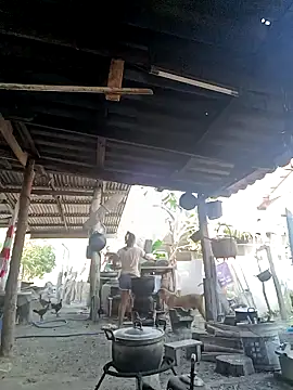 Snapshot of KinkyKit_May chatting on 01.08.25 KinkyKit May online show from 01.08.25