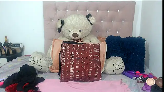 Snapshot of Negrabig chatting on 03.29.26 Negrabig online show from 03.29.26