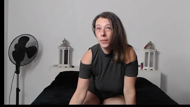 Snapshot of Oriane_Jackson chatting on 11.13.25 Oriane Jackson online show from 11.13.25