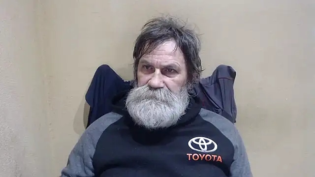 Snapshot of AlexNudo chatting on 01.08.26 AlexNudo online show from 01.08.26