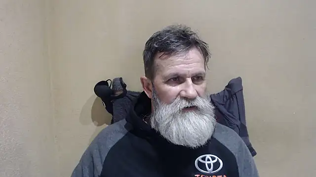 Snapshot of AlexNudo chatting on 02.19.26 AlexNudo online show from 02.19.26