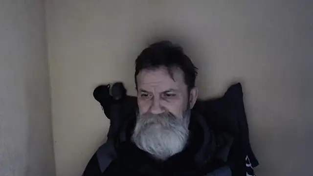 Snapshot of AlexNudo chatting on 02.26.26 AlexNudo online show from 02.26.26