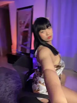 Im sophiie online show from 10.14.25