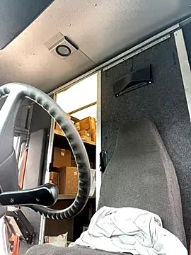 Snapshot of SlxmXBlxck chatting on 09.27.25 SlxmXBlxck online show from 09.27.25