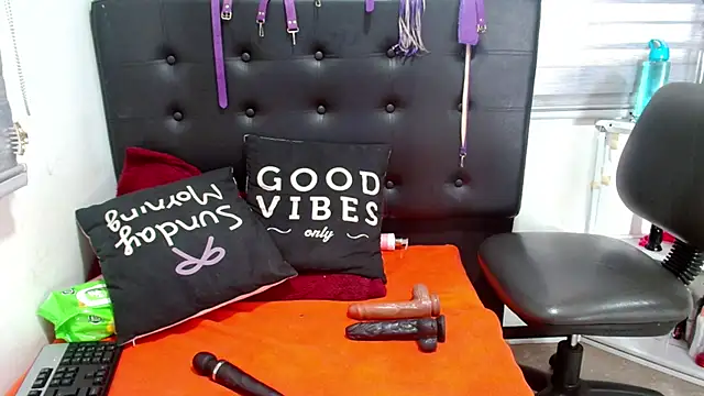 VIOLETTA-HOT online show from 02.20.25