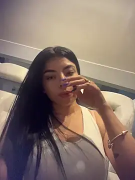 Miaparkerss  online show from 10.12.25