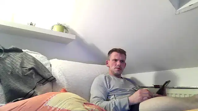 Cambitchboy online show from 02.26.25