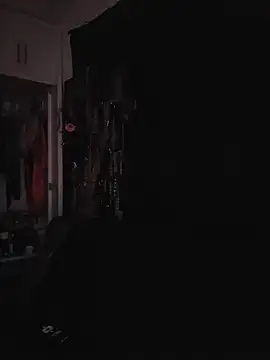 Snapshot of Laura_takint chatting on 12.19.25 Laura takint online show from 12.19.25