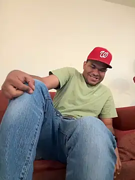 Snapshot of marhi32 chatting on 09.27.25 marhi32 online show from 09.27.25