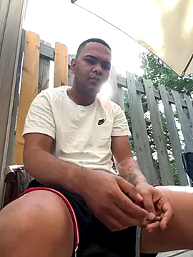 Snapshot of marhi32 chatting on 10.01.25 marhi32 online show from 10.01.25