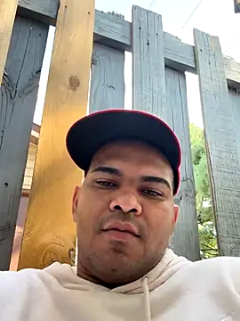 Snapshot of marhi32 chatting on 10.03.25 marhi32 online show from 10.03.25