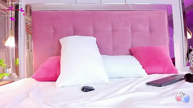 Ahincale online show from 02.12.25