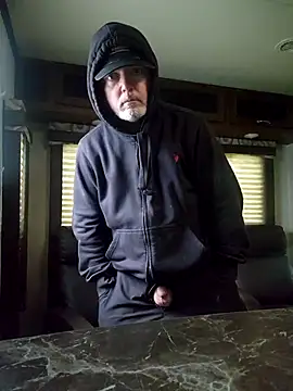 Hotredheadandtoungelasher online show from 02.05.26