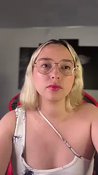 Irisweet  online show from 12.18.25