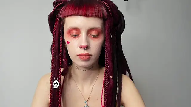 Snapshot of FlowerOfSin2001 chatting on 03.20.25 FlowerOfSin2001 online show from 03.20.25