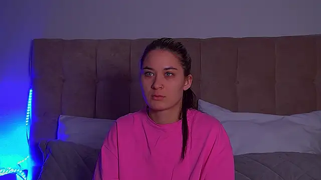 RachelSimpson online show from 03.11.25