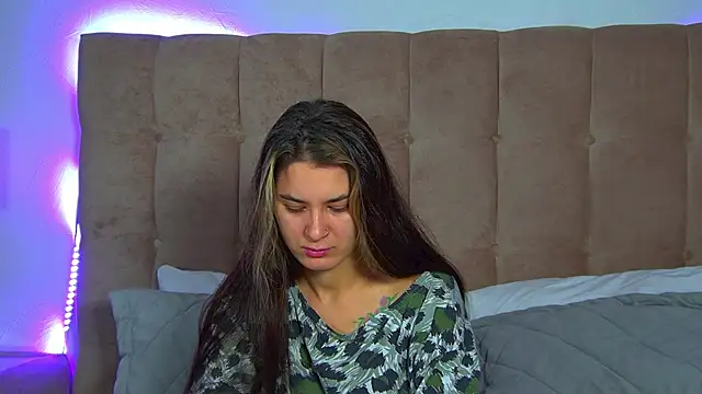 RachelSimpson online show from 11.08.25