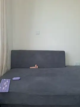 Red butterfly2 online show from 02.20.26