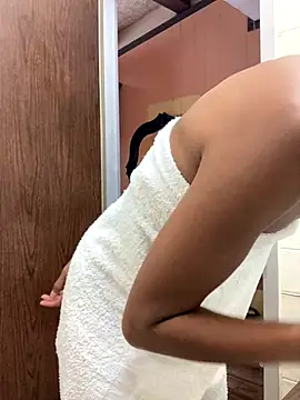 Jasmine FullsShine online show from 11.19.25