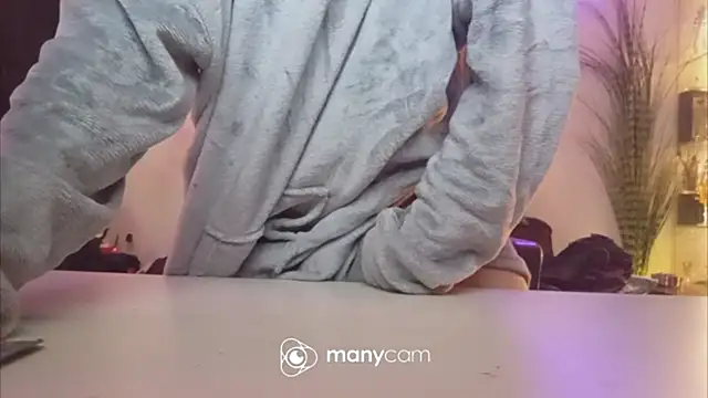 Snapshot of der_dino30 chatting on 04.05.26 der dino30 online show from 04.05.26