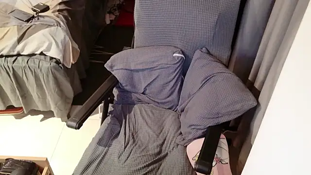 Snapshot of Canto-Dvng chatting on 03.06.25 Canto-Dvng online show from 03.06.25