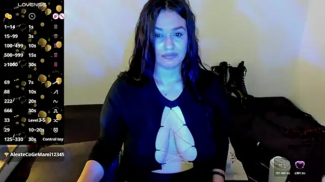 Snapshot of Laura_sinner chatting on 06.06.26 Laura sinner online show from 06.06.26