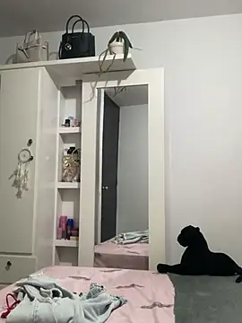 Kataliina online show from 03.22.25