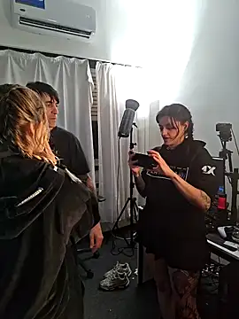 Elnonoykeila77 online show from 09.17.25