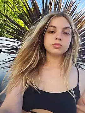 Elnonoykeila77 online show from 01.18.26