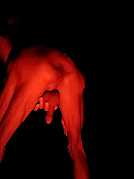 Snapshot of dutra498 chatting on 02.17.26 dutra498 online show from 02.17.26