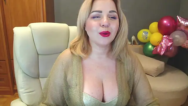 Cute sun online show from 02.12.25