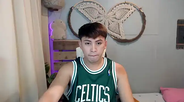 Snapshot of princeJayX chatting on 12.03.24 princeJayX online show from 12.03.24