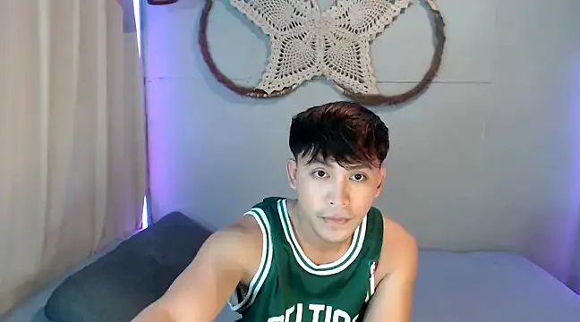 Snapshot of princeJayX chatting on 12.30.24 princeJayX online show from 12.30.24