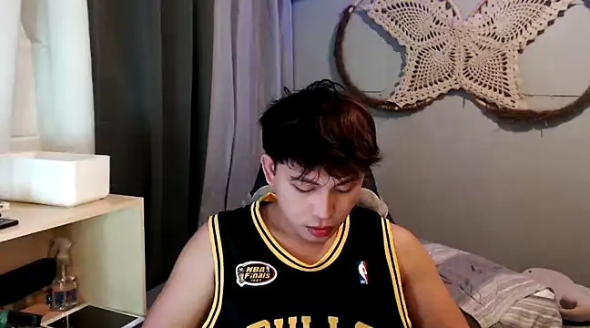 Snapshot of princeJayX chatting on 01.12.25 princeJayX online show from 01.12.25