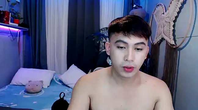 Snapshot of princeJayX chatting on 02.05.25 princeJayX online show from 02.05.25