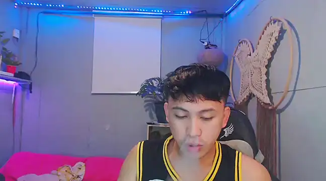 Snapshot of princeJayX chatting on 02.12.25 princeJayX online show from 02.12.25