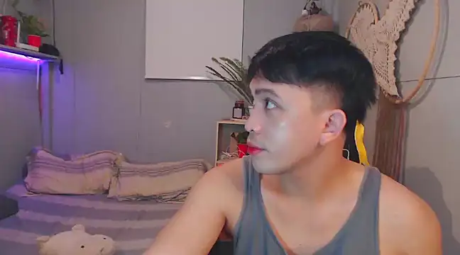 Snapshot of princeJayX chatting on 02.21.25 princeJayX online show from 02.21.25