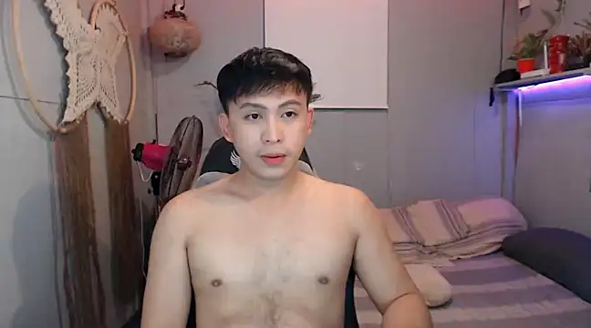 Snapshot of princeJayX chatting on 02.25.25 princeJayX online show from 02.25.25