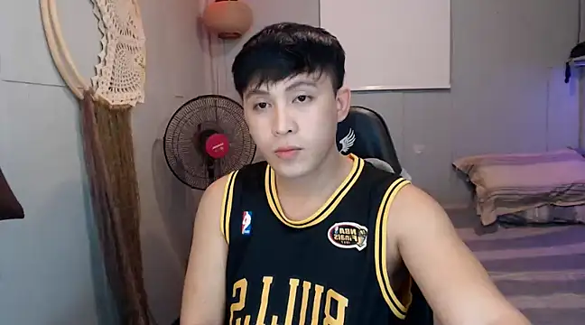 Snapshot of princeJayX chatting on 03.08.25 princeJayX online show from 03.08.25
