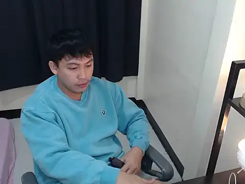 Snapshot of princeJayX chatting on 10.11.25 princeJayX online show from 10.11.25