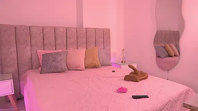 violeta aroca online show from 11.22.25