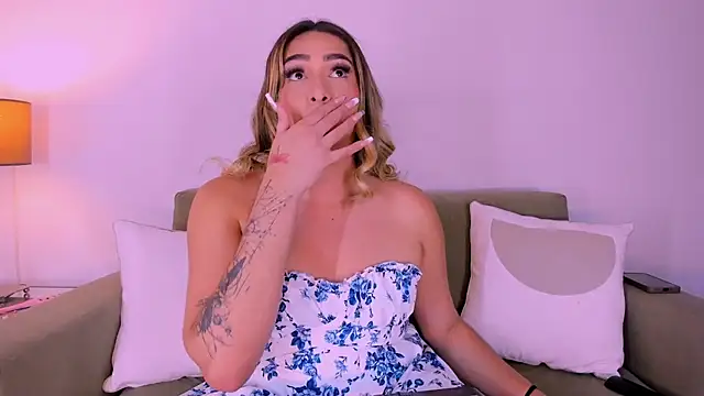 ISABELLASSMITH online show from 03.13.25