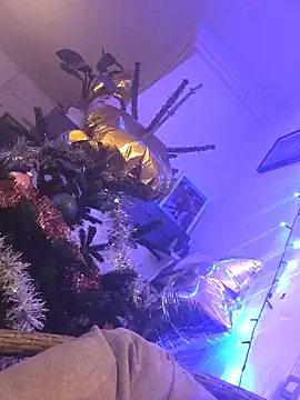 Snapshot of LovelyMoustache chatting on 12.14.25 LovelyMoustache online show from 12.14.25