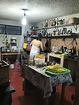 LaInsaciableIntensa online show from 05.31.26