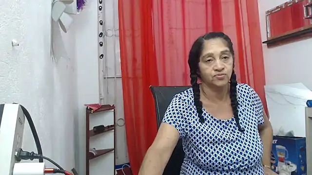 heyline milf online show from 05.26.26