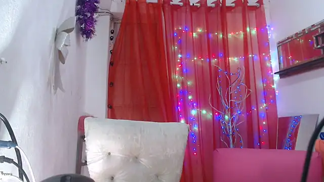 Snapshot of heyline_milf chatting on 06.25.26 heyline milf online show from 06.25.26