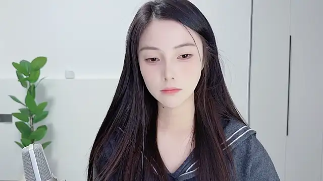 HaagenDazs  online show from 10.18.25