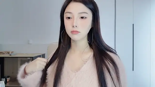 Snapshot of HaagenDazs_ chatting on 12.23.25 HaagenDazs online show from 12.23.25