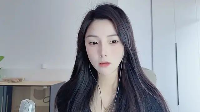 Snapshot of HaagenDazs_ chatting on 02.23.26 HaagenDazs online show from 02.23.26