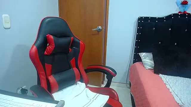 Ursulawhite69 online show from 02.18.26